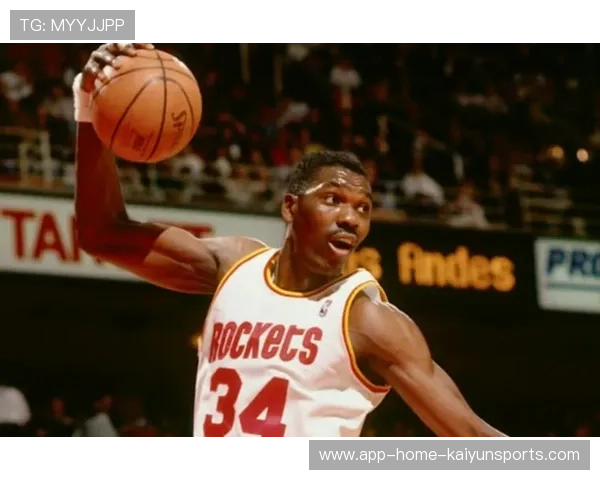 太阳教练战术换招频繁:探索篮球场上的“魔术师”