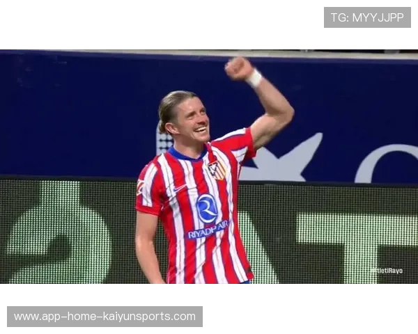 曝曼联验货成功欲7000万签新中场！阿莫林冬窗就想买，一人最现实